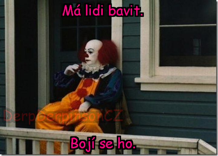 A co teprv Kapitán Spaulding. To je zlatíčko. <3 :D