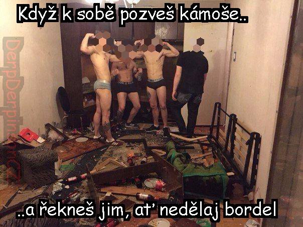 Hoši, ale zkoušet dělat z mixéru bong, to bylo už fakt trochu moc. :D